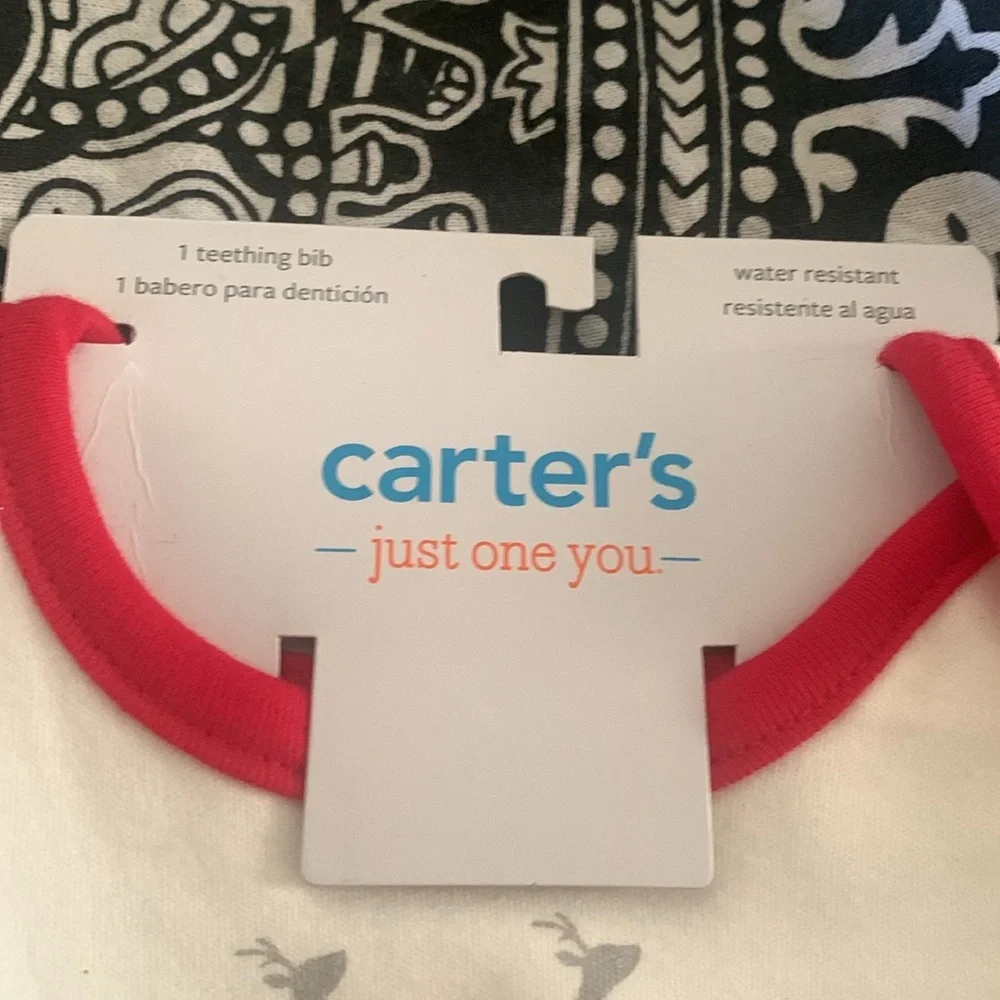 Carter’s Holiday Bib